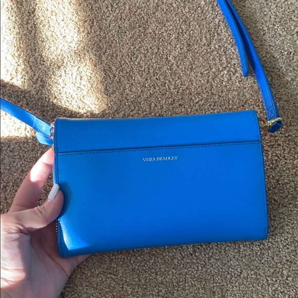 Vera Bradley purse! Practically new. Barely used - Picture 3 of 4